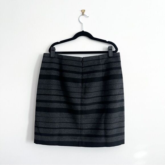 Banana Republic Mini Skirt Striped Charcoal Gray Wool Blend Women's 8 Lined - Picture 2 of 8